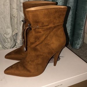 Jessica Simpson suede booties 🔥